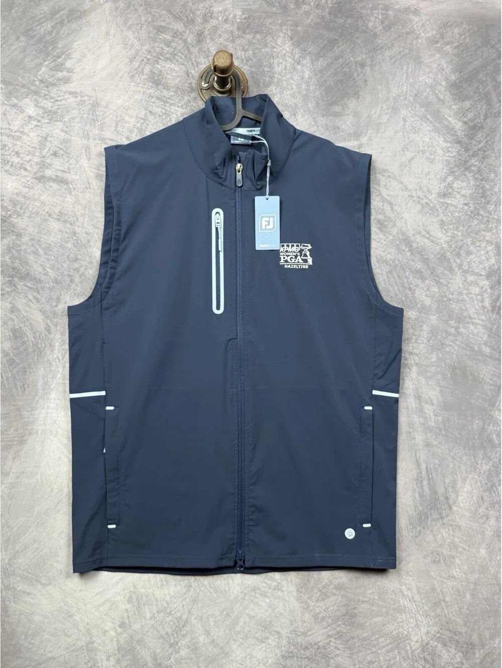 NWT FootJoy Golf Vest Mens M Blue Tempo Series Full Zip